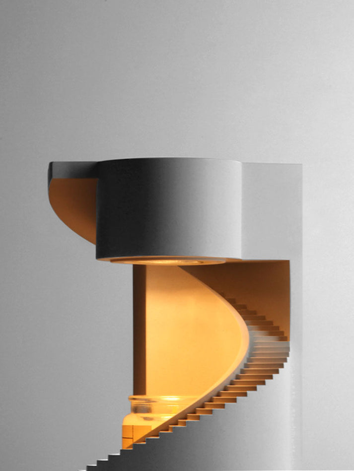 Molten wax lamp